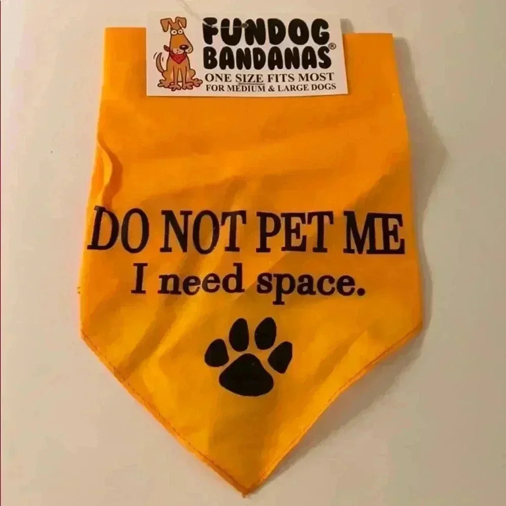 Do not pet me bandana dog NWT D